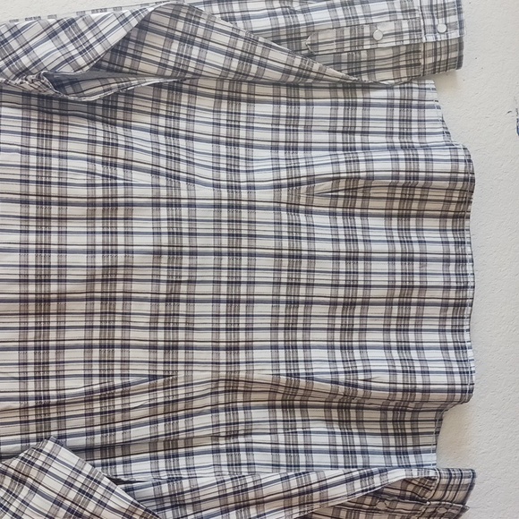 Panhandle Rough Stock Ladies Pearl Snap Western Shirt - Picture 11 of 14